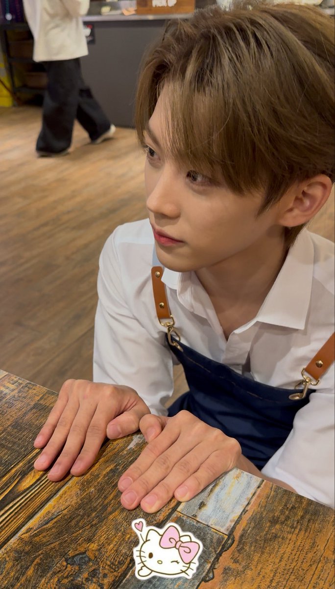 chuchu_kdh's tweet photo. 251019 일일카페 #idntt #아이덴티티 #김도훈 

쥐요미 https://t.co/yhAkr99CRL