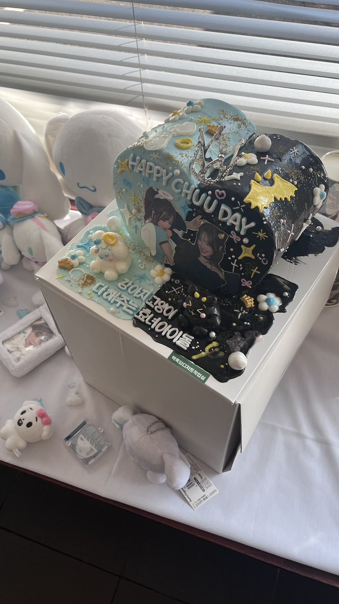 우주급 큐티↖(^ω^)↗💕<a href="/forCHUU_/">𝐊𝐢𝐬𝐬 𝐚 𝐩𝐮𝐩𝐩𝐲? 𝐤𝐢𝐭𝐭𝐲?</a> 

#Kiss_a_kitty_or_puppy
#당신의티쮸를골라주세요