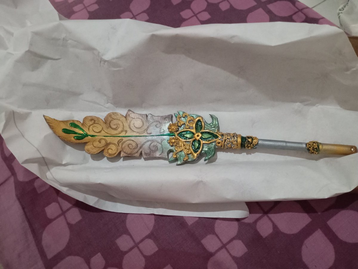 Aku udah custom quill pen Nahida, cakep bgtt!!! Sangat recommended gaez