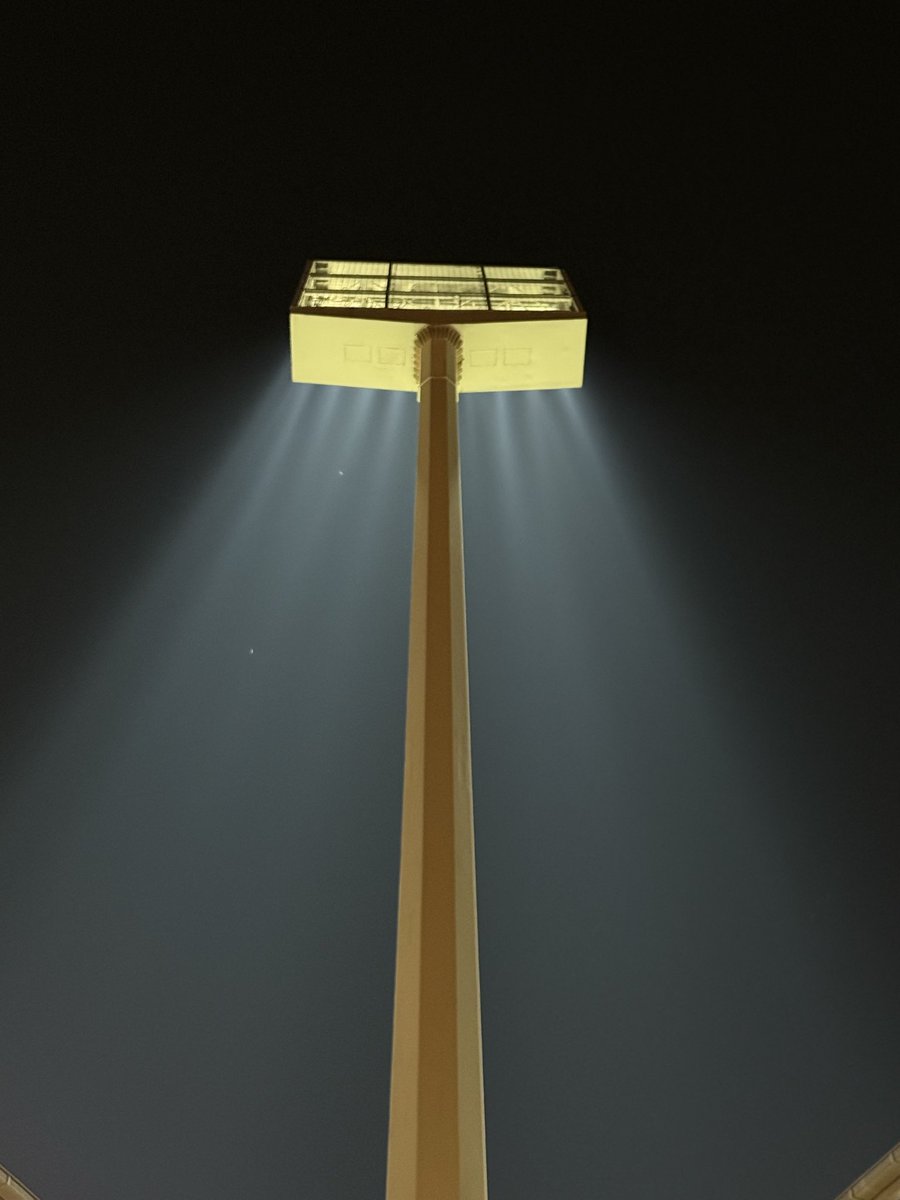 PascalLedune's tweet image. Das Licht ist angezündet anne Castroper! Jetzt startet der #meinVfL eine Siegesserie. Hier habt ihr es zuerst gelesen. Der Uwe ist ein Hexer!