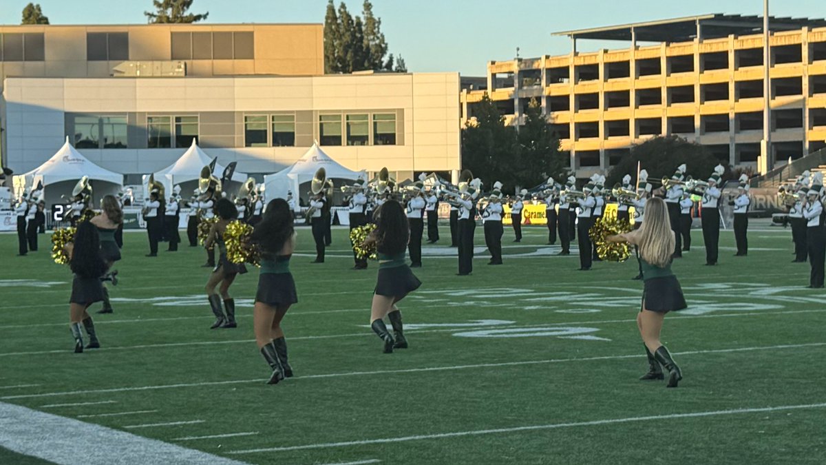 Team Ashby is present at Hornet Stadium for the Homecoming game vs Northern Colorado. Stingers up!  #TeamAshby #stingersup 

<a href="/sacstate/">Sacramento State</a>