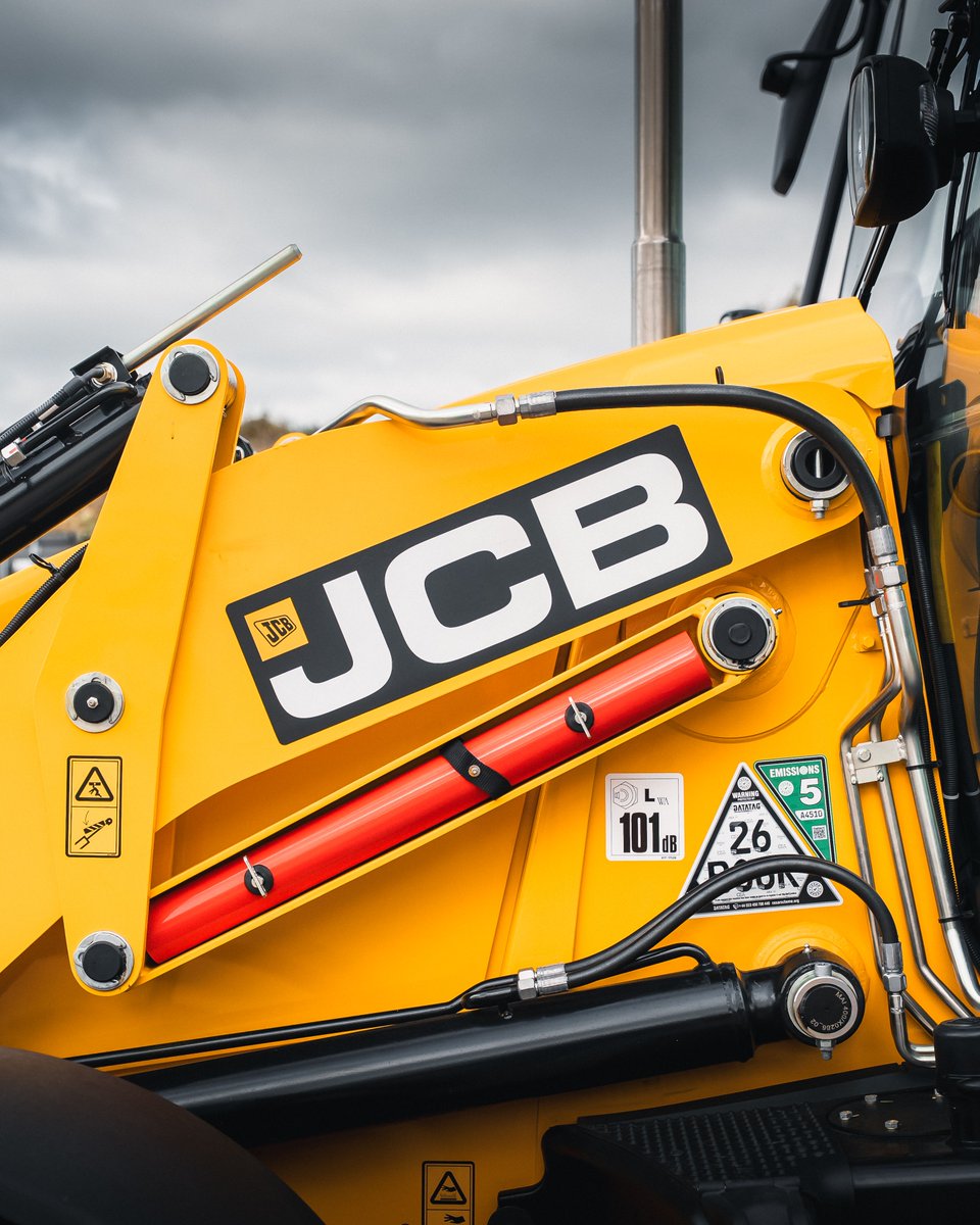 Watling_JCB's tweet image. Sunday appreciation for the JCB 3CX.
Precision. Power. Proven performance.
Built to perform, built to last, built the JCB way.

📞 01162 863621
📧 enquiries@watling-jcb.com
🌐 watling-jcb.com

#JCB #3CX #JCBBackhoe #JCBEngineering #BuiltToLast