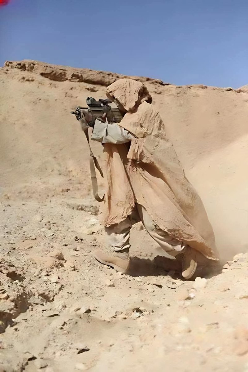 في مصر تربينا إن طرقت الباب خائفآ حميناك ، وإن طرقت بابنا جائعآ أشبعناك وإن طرقت بابنا معاديآ دفناك.🦅