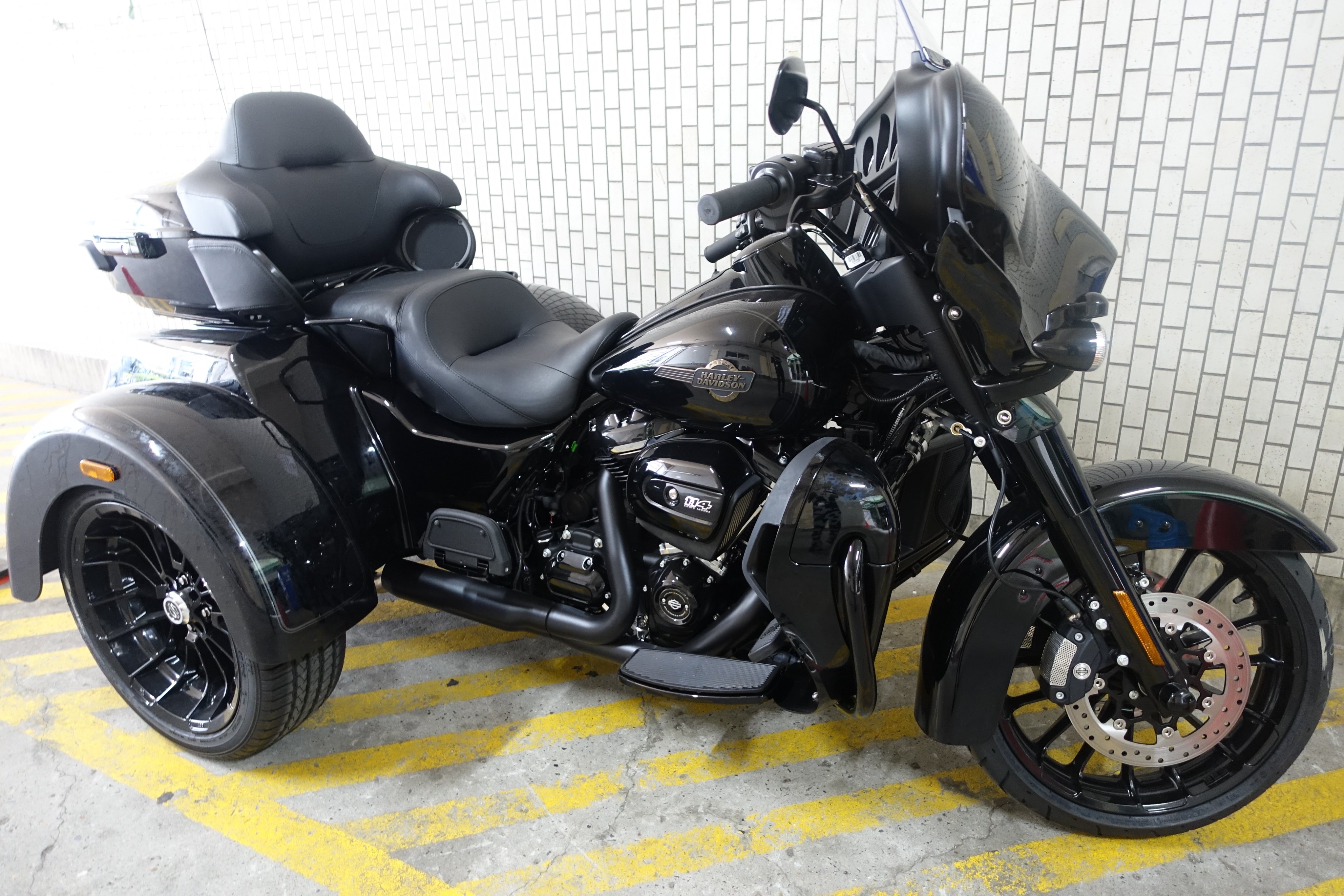 ハーレダビットソン。希少。 hq720.jpg?sqp=-