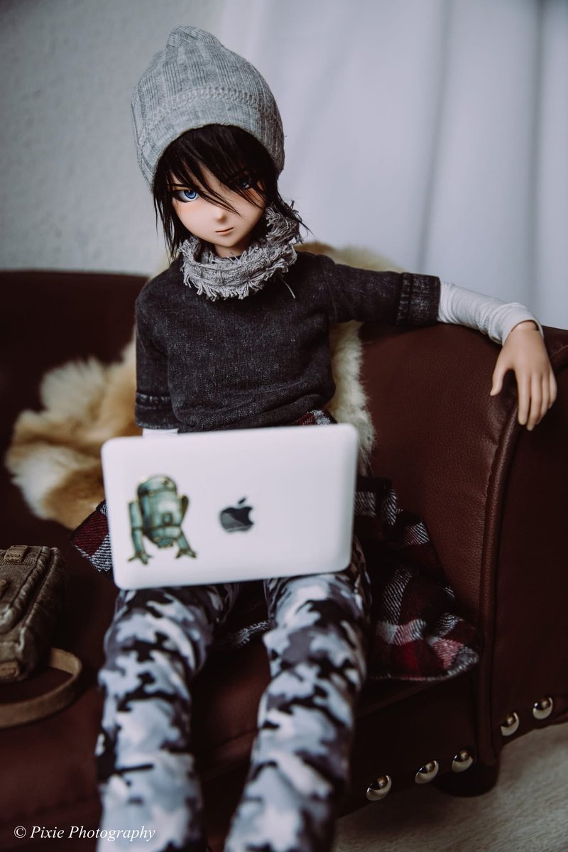 pygnille's tweet image. Grumpy teenager #smartdoll #smartdollboy