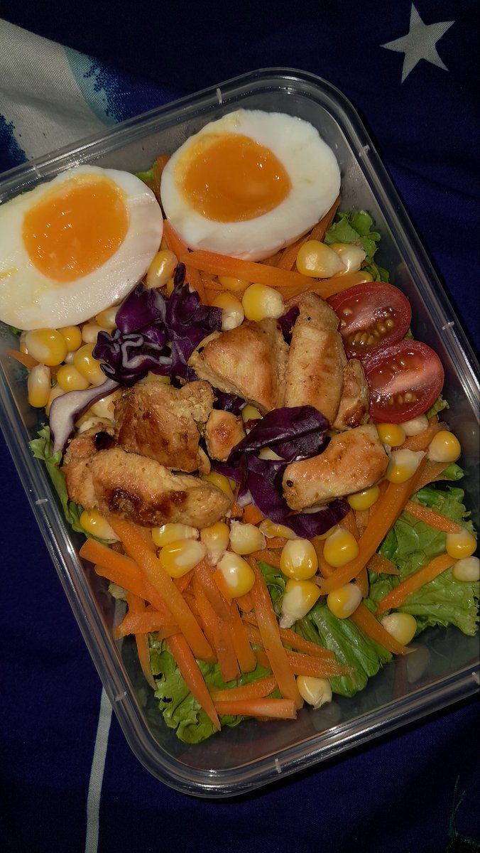 mddlemzst's tweet image. met mam~