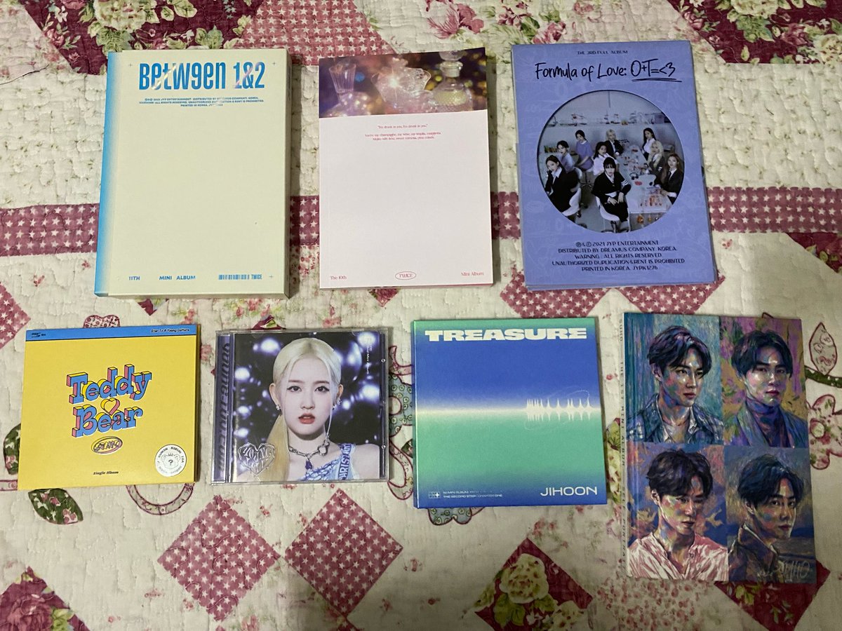 jichanfairy's tweet image. wts album #pasartwice #pasarstayc #pasarexo #pasartreasure

digipack each rm5
album rm10

all in good condition! please adopt 🥹 rts: not collecting anymore :‘)

can meet up at twice concert in kl (stadium hoki bukit jalil on 25/10/25)