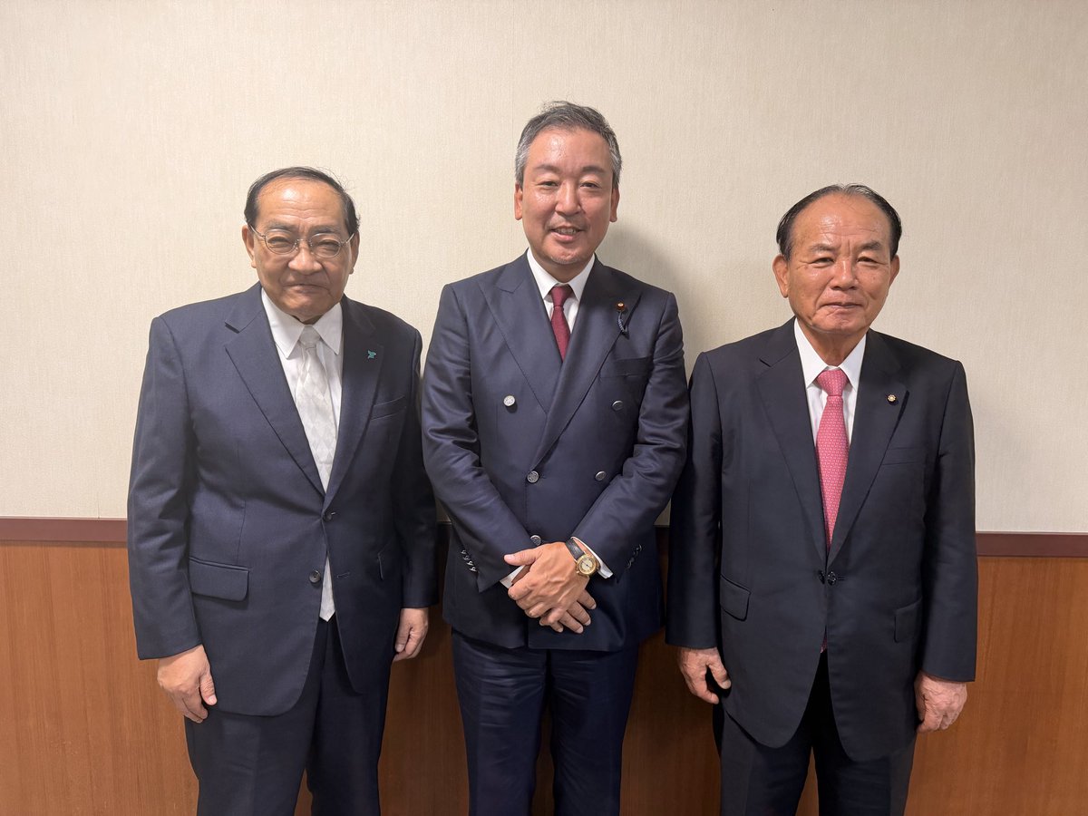 【いすみ市市制施行20周年記念式典】

来賓としてご招待を頂きました。ありがとうございます！

市制施行20周年、誠におめでとうございます！

いすみ市は住みたい田舎ベストランキングにて一位を獲得しました。オーガニック給食完全無償化で全国的に有名です。