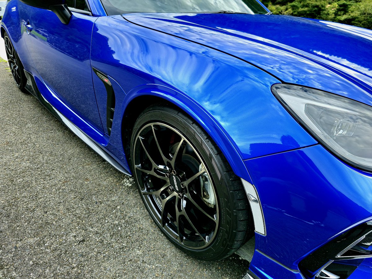 MIYABI_61_ZD8's tweet photo. ✨NewStyle✨
【VARIS BRZ ARISING-1】
・FRONT SPOILER
・SIDE SKIRT
・REAR DIFFUSER & SHROUD SET
(HALF CARBON)
【AKEa MAX ORIDO】
・フェンダーガーニッシュ
やっと理想の形に近づけることができました
あとはウイングをどうするか
#BRZ #SUBARU
#VARIS
#MAXORIDO #AKEa https://t.co/457Hb7Ajgn