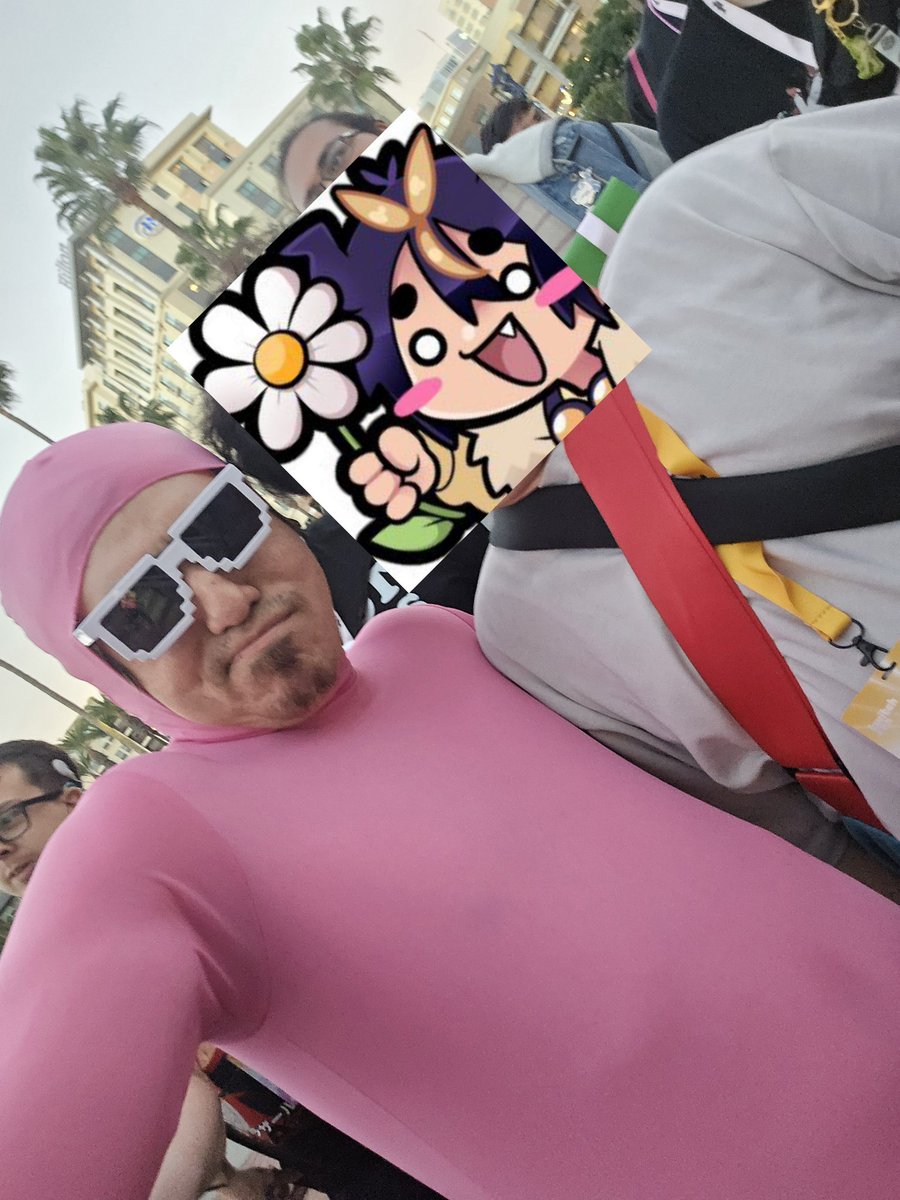 <a href="/ItsRavtek/">Ravtek 🍌🐀</a>  MY BOY RAV LETS GO!