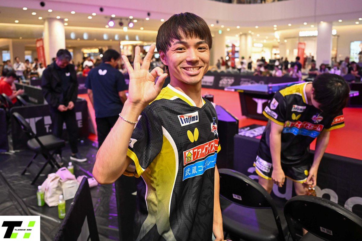 TPlus_SBD's tweet image. 2番のシングルスは、木造勇人選手(T.T彩たま)が、岡野俊介選手にゲームカウント3-0で勝利。
木造選手の粘り強い攻撃が光っていました
@ttsaitama_jp
@ryukyuasteeda
@TLEAGUE_PR
#卓球 #Tリーグ #木造勇人 #岡野俊介