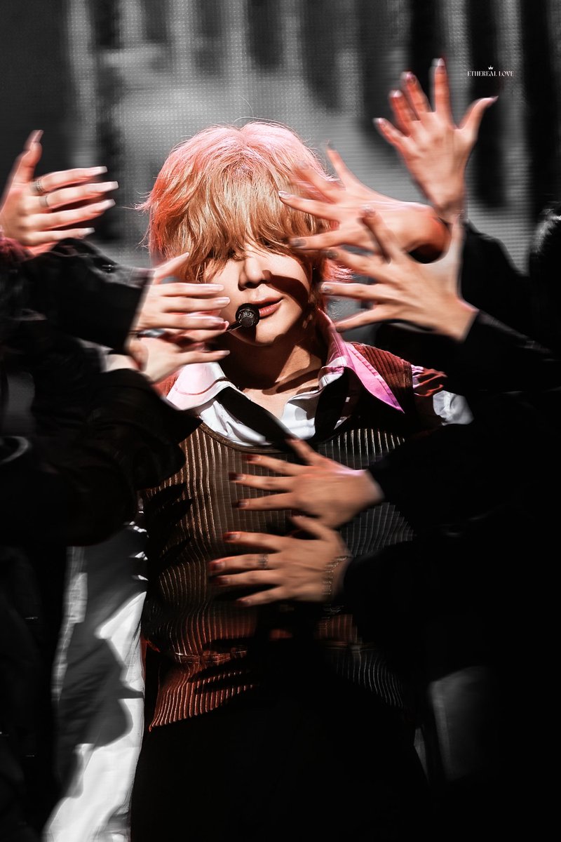 Ethereal_718's tweet photo. 2025 Dingo Music Concert
<Killing Voice>

𝕮𝖗𝖎𝖒𝖎𝖓𝖆𝖑🩸🩸🩸
 #태민 #TAEMIN #テミン #泰民 https://t.co/VCTzlkfRoK