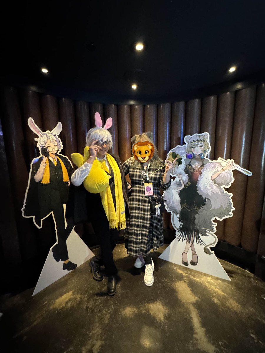 Also thank you so much Hazumi for duetting with me tonight!! It was such a great time sharing the stage together!

Some funny stories for stream next week about duet practice!!