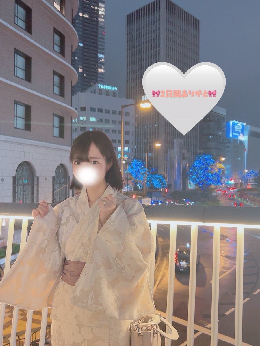 koikano_nkarenn's tweet image. 淀川花火大会デート🐱🧡
綺麗すぎて釘付けになっちゃう花火だったよ〜🥺
カラフルな花火が多くてずっとキラキラ🎆
食べ物げっとしてお祭りみたいで待ってる時間も楽しかった〜🍤
浴衣着て花火見たいねって言ってたからお互い素敵な思い出ができたね👘💫
2日間ありがとう🎀
#レンタル彼女 #コイカノ関西