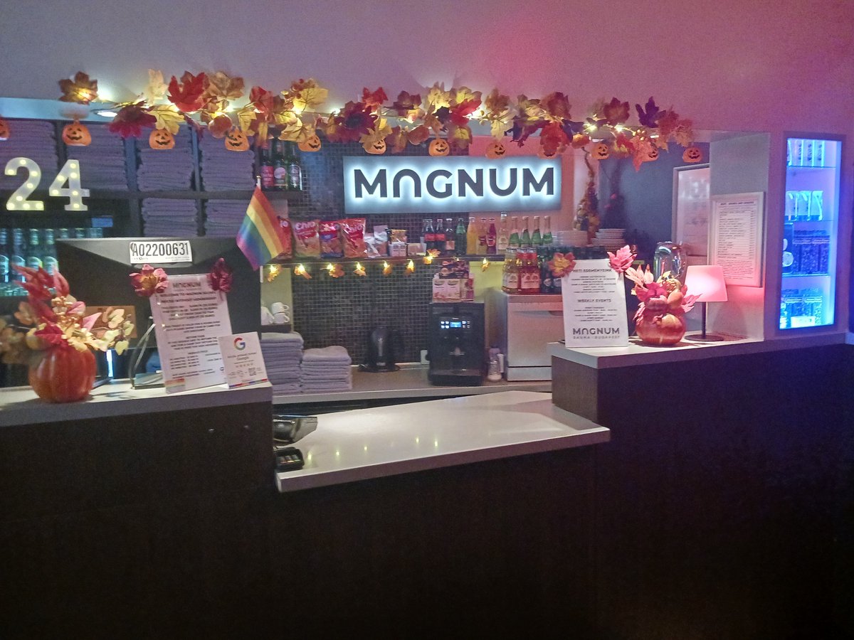 Magnum Sauna Budapest tweet media