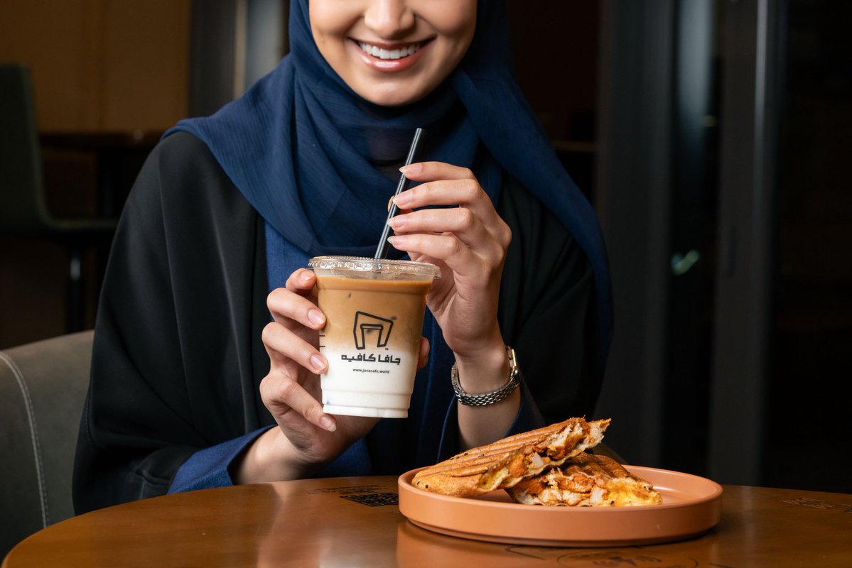 javacafeksa's tweet image. قهوة على كيفك، وساندوتش يشبعك.
خلك جاهز ليومك مع جافا كافيه🤤🤍🤍
#فطور_جافا #جافا_كافيه

⸻