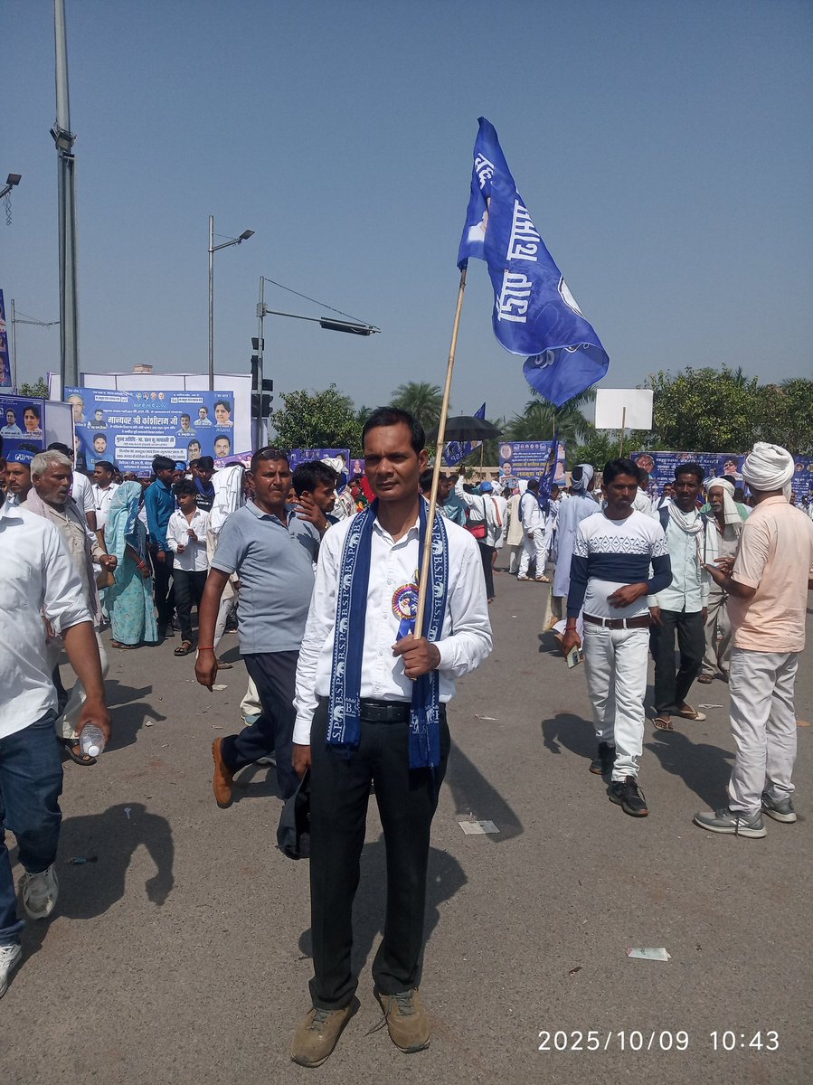 DeepakkumarAdv's tweet image. मान्यवर कांशीराम सासब महापरिनिर्वाण दिवस की लखनऊ रैली मे।