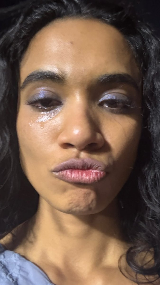 Supriya went to see Lorde’s show! 😭💜