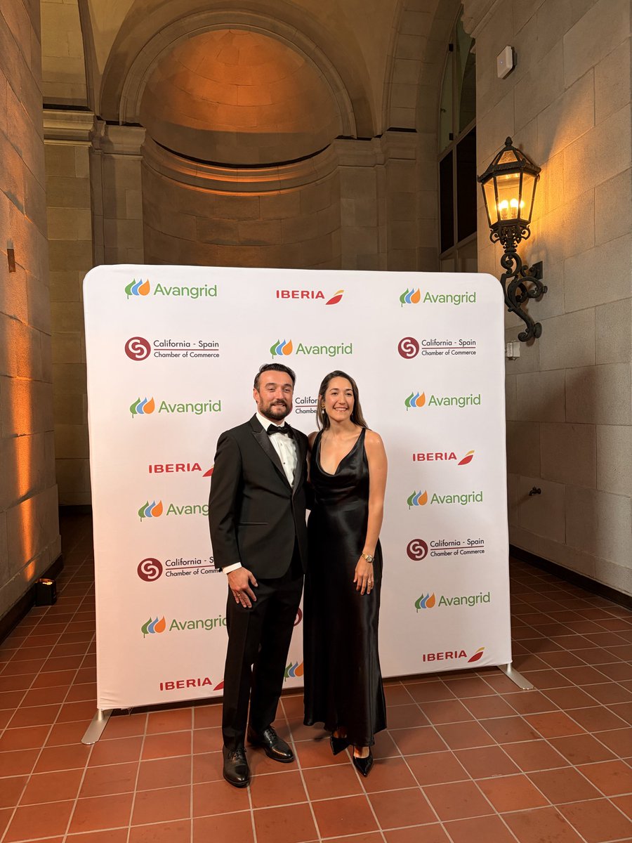 Yesterday we attended to Spanish Chamber of commerce Gala dinner in SF and it was super fun.