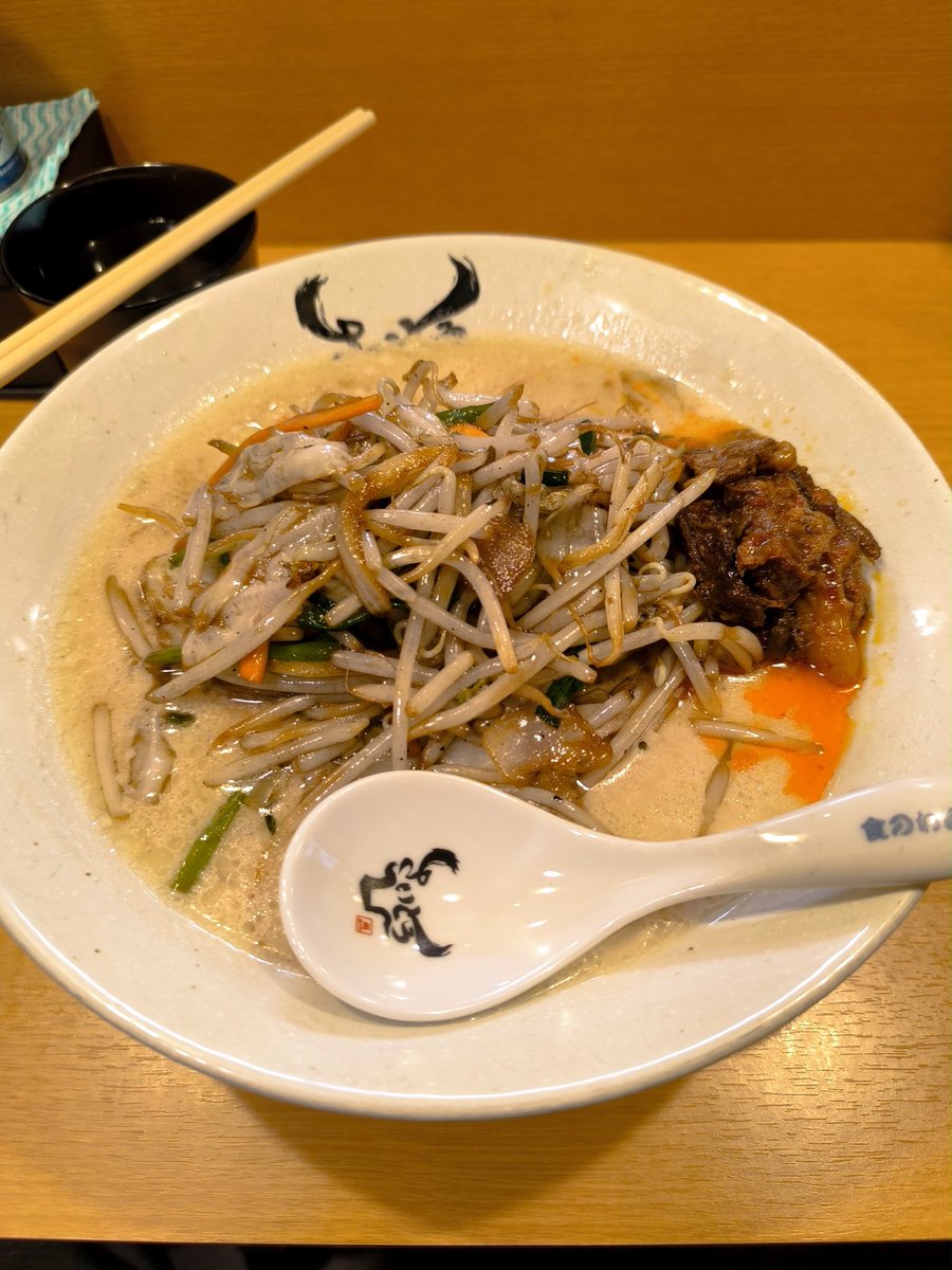 satoshi314's tweet photo. レースを走ったあと、秋葉原の麺Zinさいとうで昼メシ
美味くてスープ完飲しちまった
今度は夜メニューのラーメン行ってみたいね https://t.co/8TTuabLTEe
