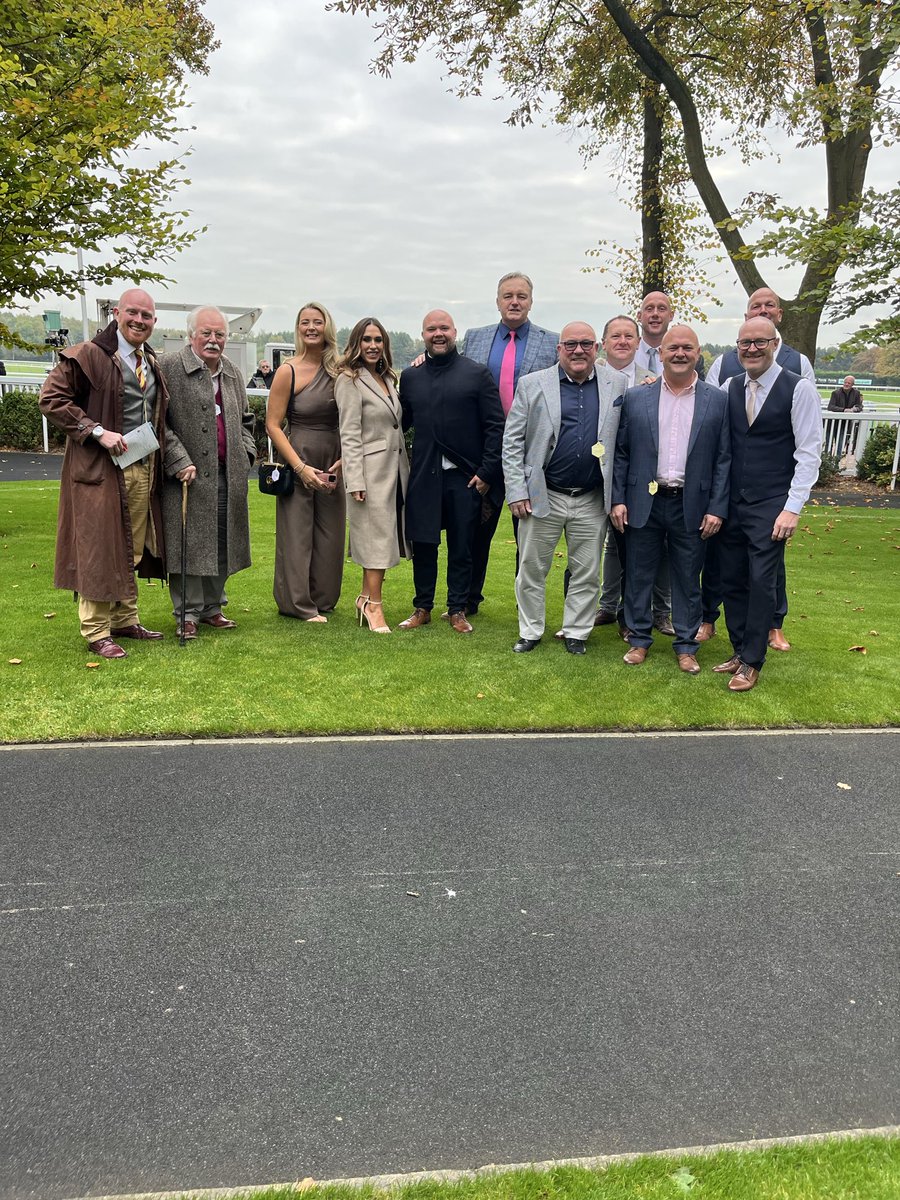 Brilliant day hosting hospitality
Guests at <a href="/haydockraces/">Haydock Park Races</a> <a href="/DavidCrosse/">David Crosse</a>