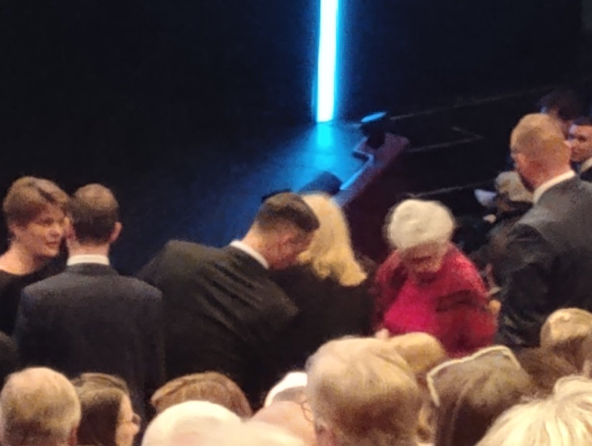 AlbetaV's tweet image. Winton, včera, premiéra Mdb Brno
Za účasti sira Nicka Wintona- syn a paní ex prezidentky  SR Čaputové
Top zážitek