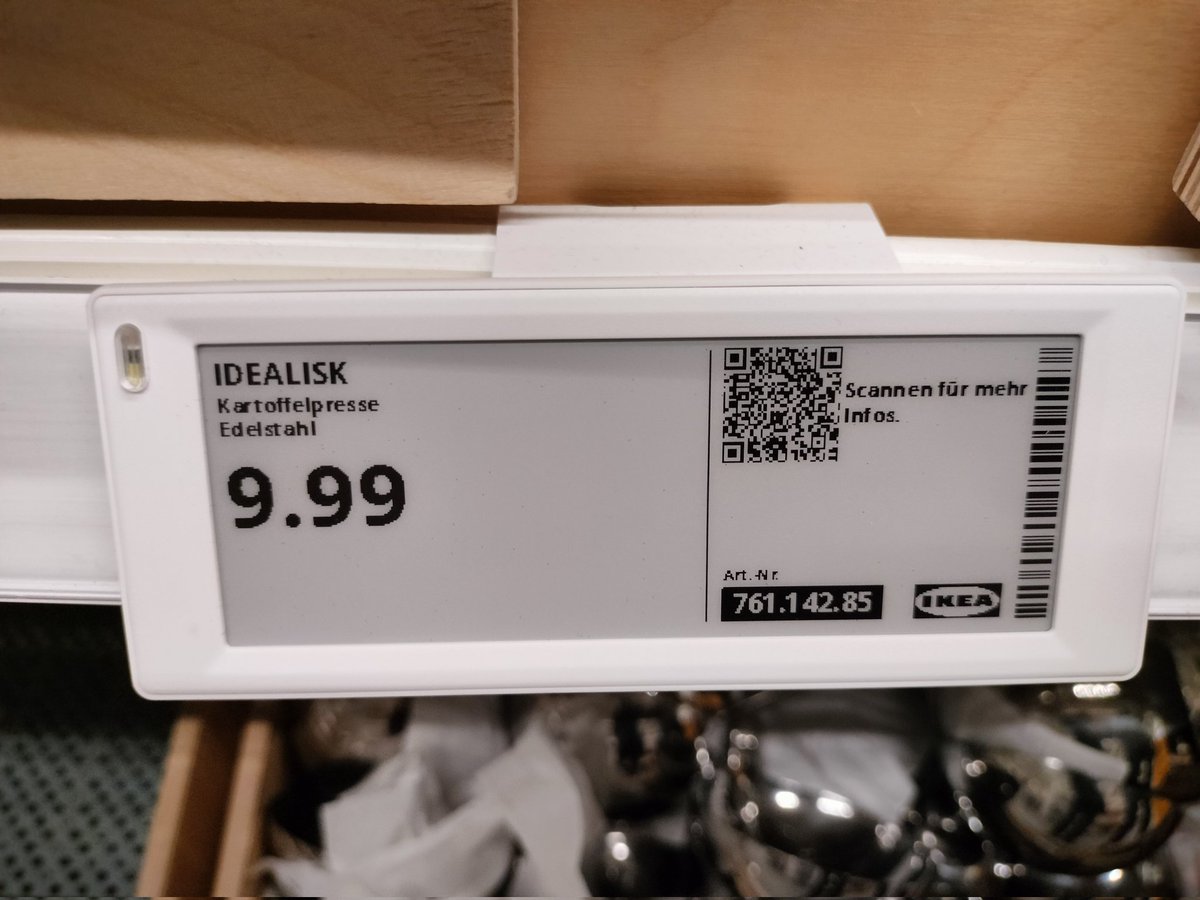 HartmutSachse's tweet photo. Aruba access point with Imagotec adapter for digital price tags @ #IKEA Dresden. https://t.co/CTW51Gc9wn