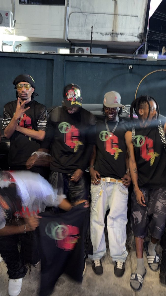 CANACETAMOL CLINIC WAS A FREE SHOW , FREE ZAZA , FREE EDIBLES , FREE MERCH , SHOUT OUT <a href="/STRAFFITTI/">$TRAFFITTI</a> , SHOUT OUT EVERYONE WHO PULLED UP , GBENA LE! 🔥