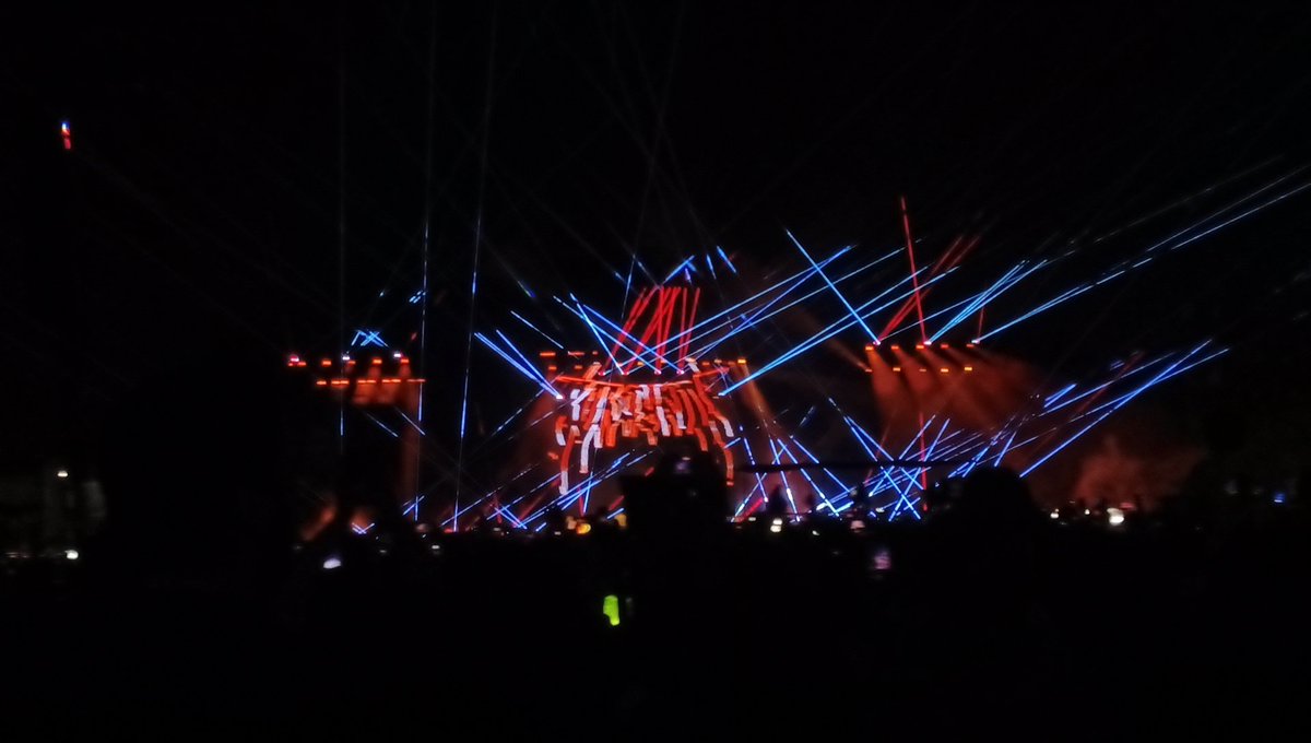 AloMonseDimas03's tweet photo. Abro Hilo de fotos de tomadas por #StayLatam a #StrayKids_dominATE https://t.co/Jy7WI0z7kk