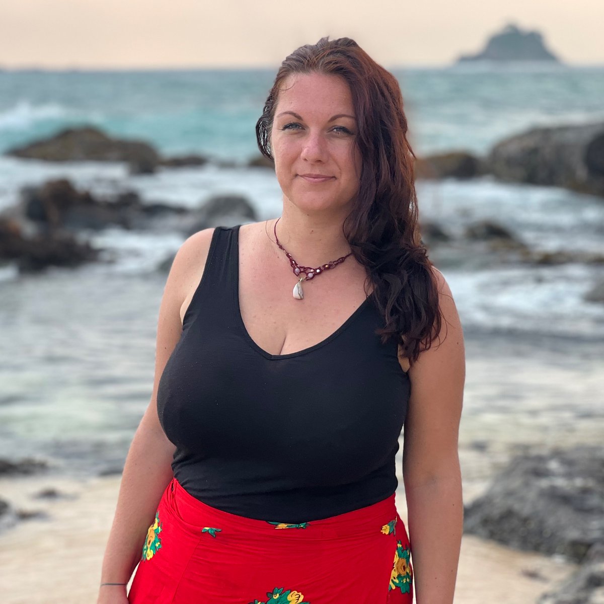 karolinak tweet media