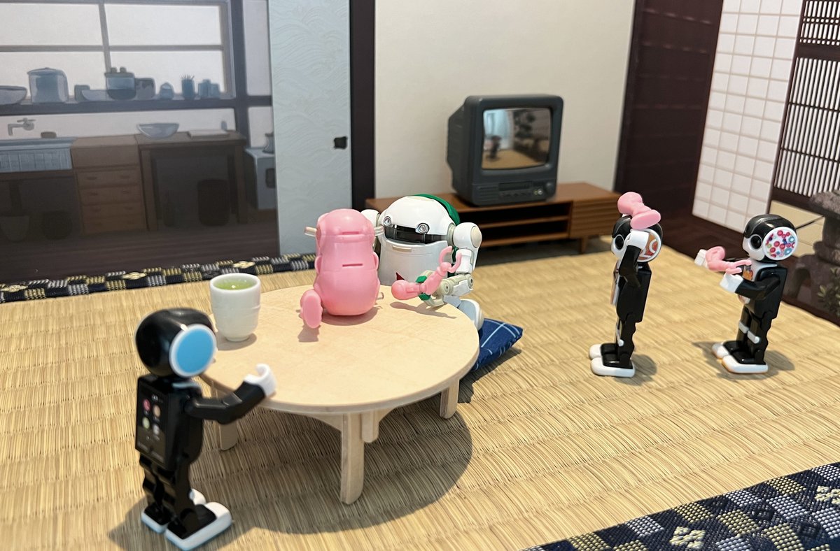 nanairo様 SHARP RoBoHoN 本体