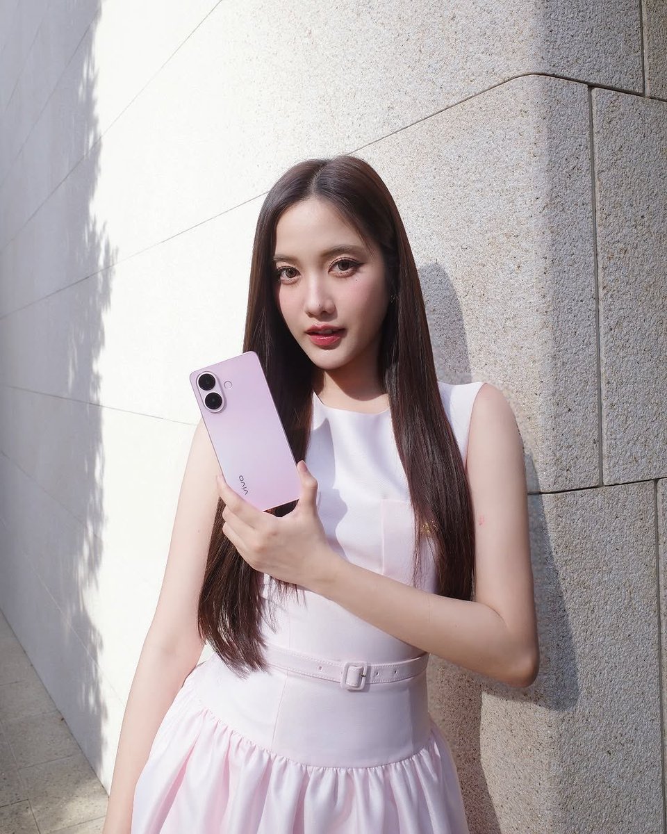 ไดโนในวันนั้น สู่ vivo ในวันนี้ 🥰🥰🥰

#srchafreen