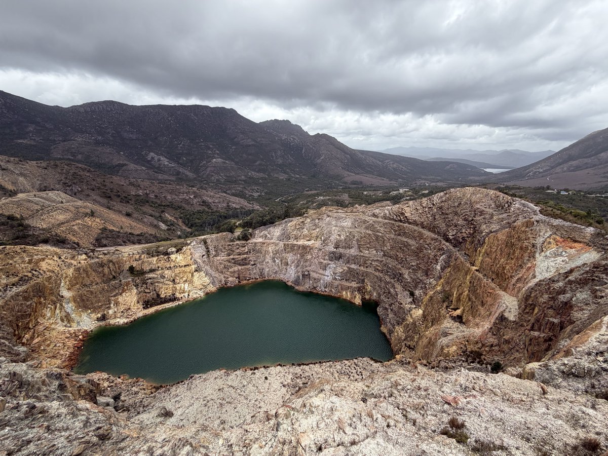 Kai Hoffmann (@jrminingguy) on Twitter photo Phenomenal day 1 of 2 visiting <a href="/copper_corp/">CopperCorp</a> in Tassy 🇦🇺 today - stopped by Mt Lyle (<a href="/SIBSTILL/">Sibanye-Stillwater</a>), inspected the drill on the Jukes target 🤞, walked into an old exploration adit & braved the ever-changing weather & wind.
$CPER.v #coi #copper #gold Phenomenal day 1 of 2 visiting <a href="/copper_corp/">CopperCorp</a> in Tassy 🇦🇺 today - stopped by Mt Lyle (<a href="/SIBSTILL/">Sibanye-Stillwater</a>), inspected the drill on the Jukes target 🤞, walked into an old exploration adit & braved the ever-changing weather & wind.
$CPER.v #coi #copper #gold