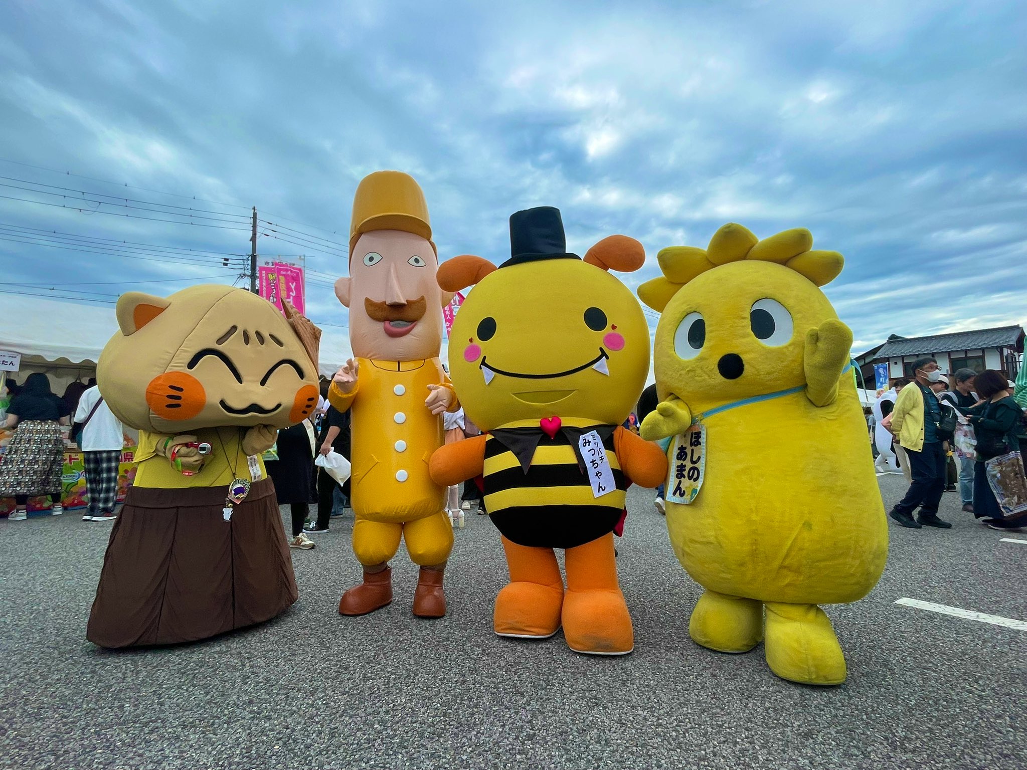 ミツバチみっちゃん【公式】 on X: 