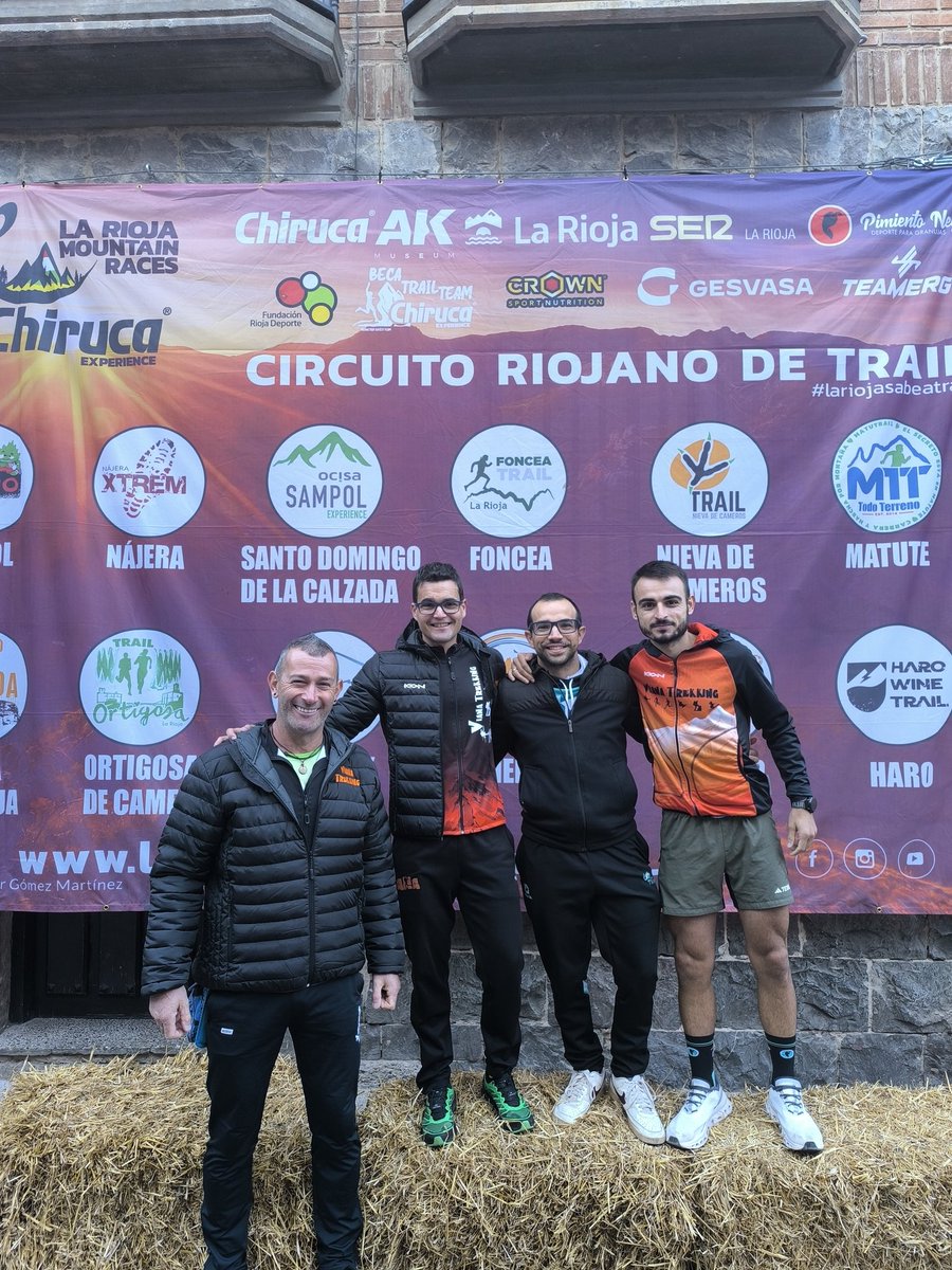 OrtigosaTrail's tweet photo. ¿Que tal estamos? Desde 4️⃣ años, cuando entramos en el circuito y organizamos la 1️⃣⁰ edición, no nos imaginábamos que algún día podríamos tener un equipo de trail en Ortigosa. Ayer en Anguiano estaban presentes unos cuantos de nuestros voluntarios "como" un equipo. Increíble 🫢. https://t.co/XQbaD8YirJ