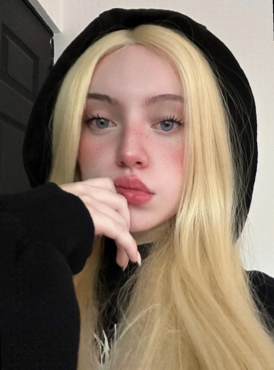 /\_/\ ( o.o ) > ^ < cute lil cat bc wholesome energy