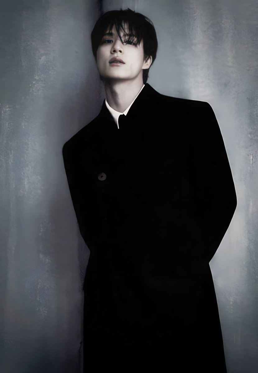 noalcy's tweet image. #jenselle #royalatte prompt au, The Deal Of The Fifth Night.

They met in a city that never sleeps—
one human burning with vengeance, one demon hiding behind a poisonous smile.
Their five-night contract was supposed to be simple: power for revenge in exchange for a soul.