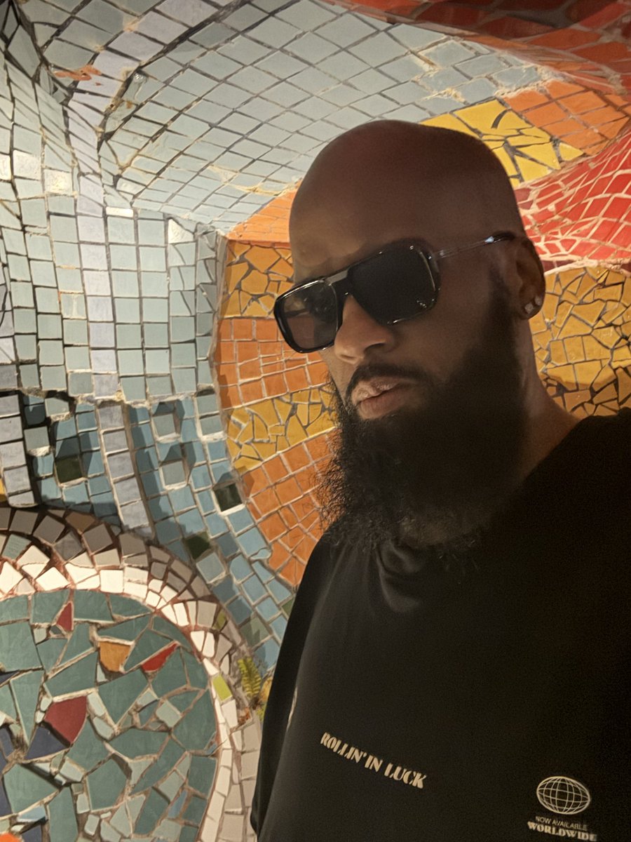 WITH CHALLENGES AND ALL LIFE IS THE GREATEST.... FROM YOU WAKE UP CHANT A SONGS YOU HAVE EVERYTHING #leemajordeboss #fyp #debossent #greatness 

youtu.be/LLzpS_8Dh_o?si…