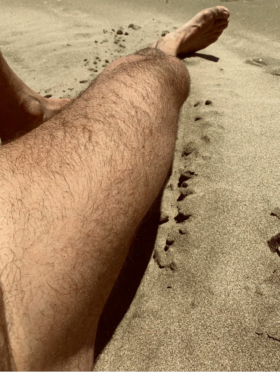 Superhairydaddy's tweet photo. BodyTalk #ByeByeSummerTime https://t.co/g5xpujOFuA