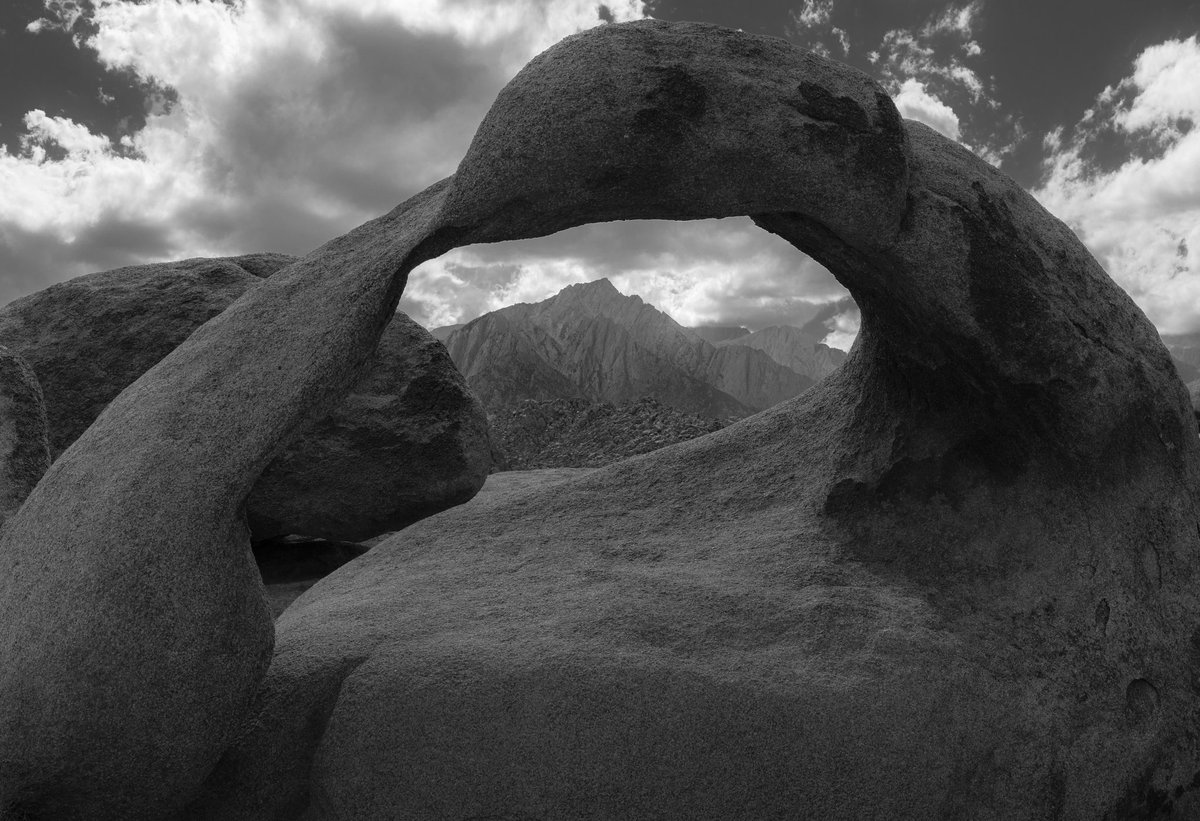 It's been such a busy year but I've finally sat down and wrote about one of my trips. kylebardenphotography.com/where-the-sier…

Death valley will be next...