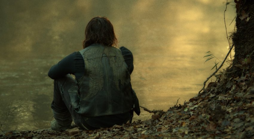 GM my #TWDFamily. For those of you that won prizes from my #DarylDixonGiveaway the past two Sundays, your prizes will be sent out this week.  I'm sorry for the delay but there's been some stuff and thangs going on and it's been a clusterfuck, so again my apologies 🥺😕