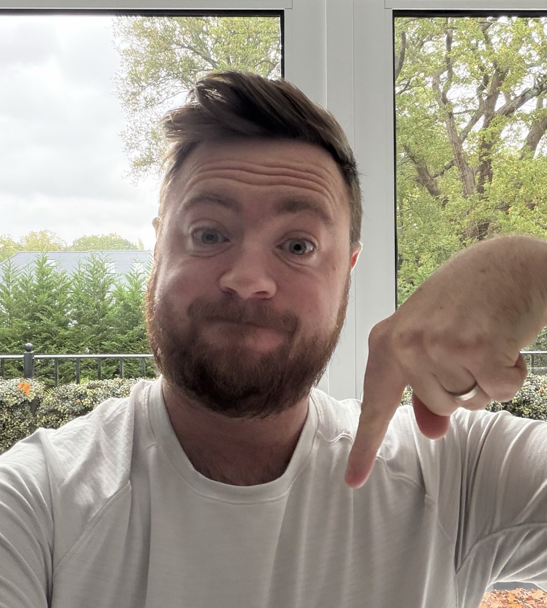 Harry Hugo tweet media