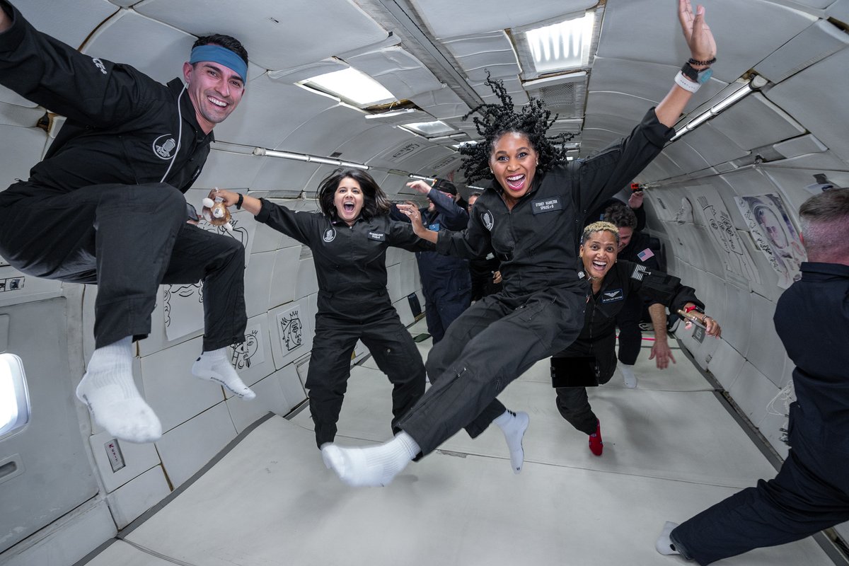 aparrisx's tweet image. More @GoZeroG smiles!!!! 🚀🌎🌍🌏🧑‍🚀👩‍🚀🧑‍🚀 #SERASpace