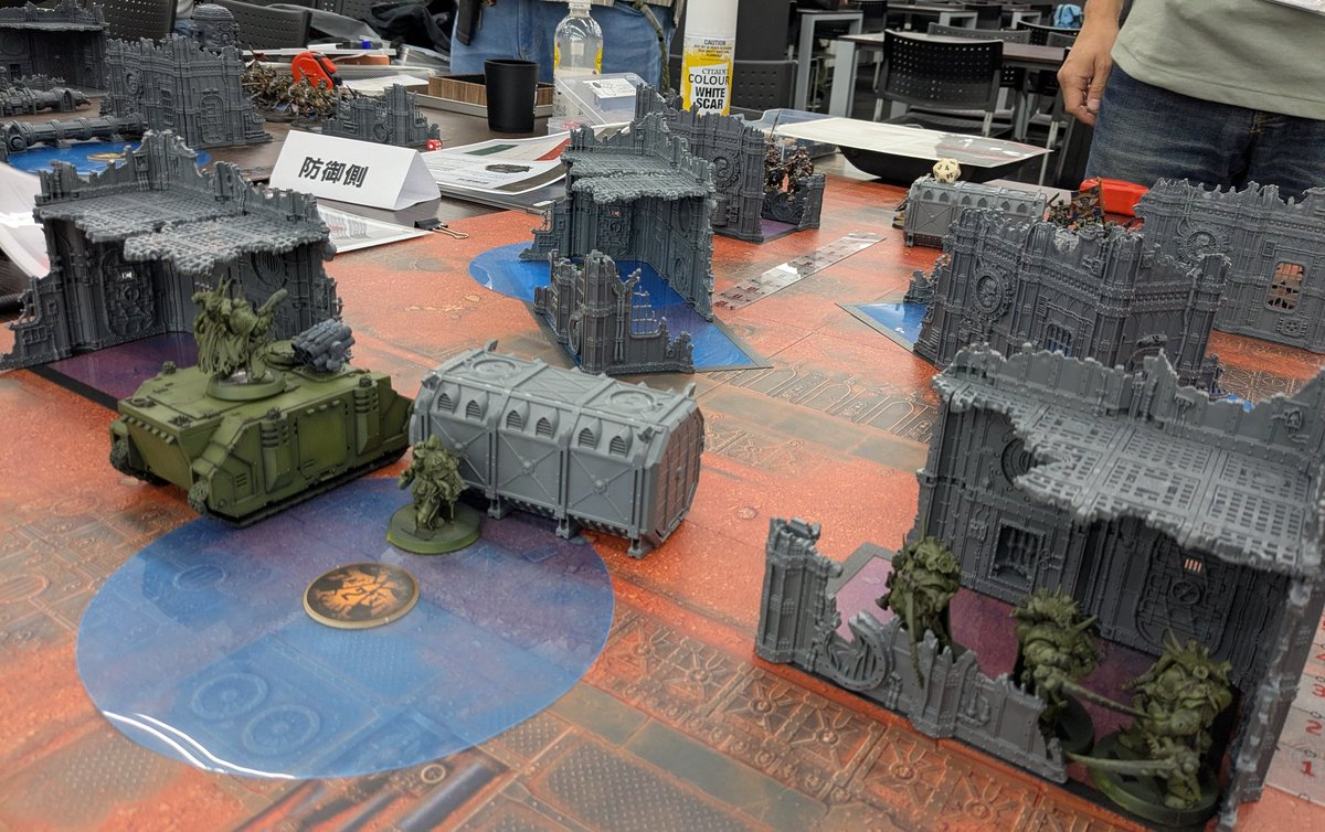 TACOS_ZAM's tweet image. 今日はウォーハンマー飯能会のコンパト会に参加してきました。
ここのところAOSを連続でプレイしていましたが、40kは射線が重要で別の楽しさがあるのを思い出しました。
お相手、運営、ありがとうございました！