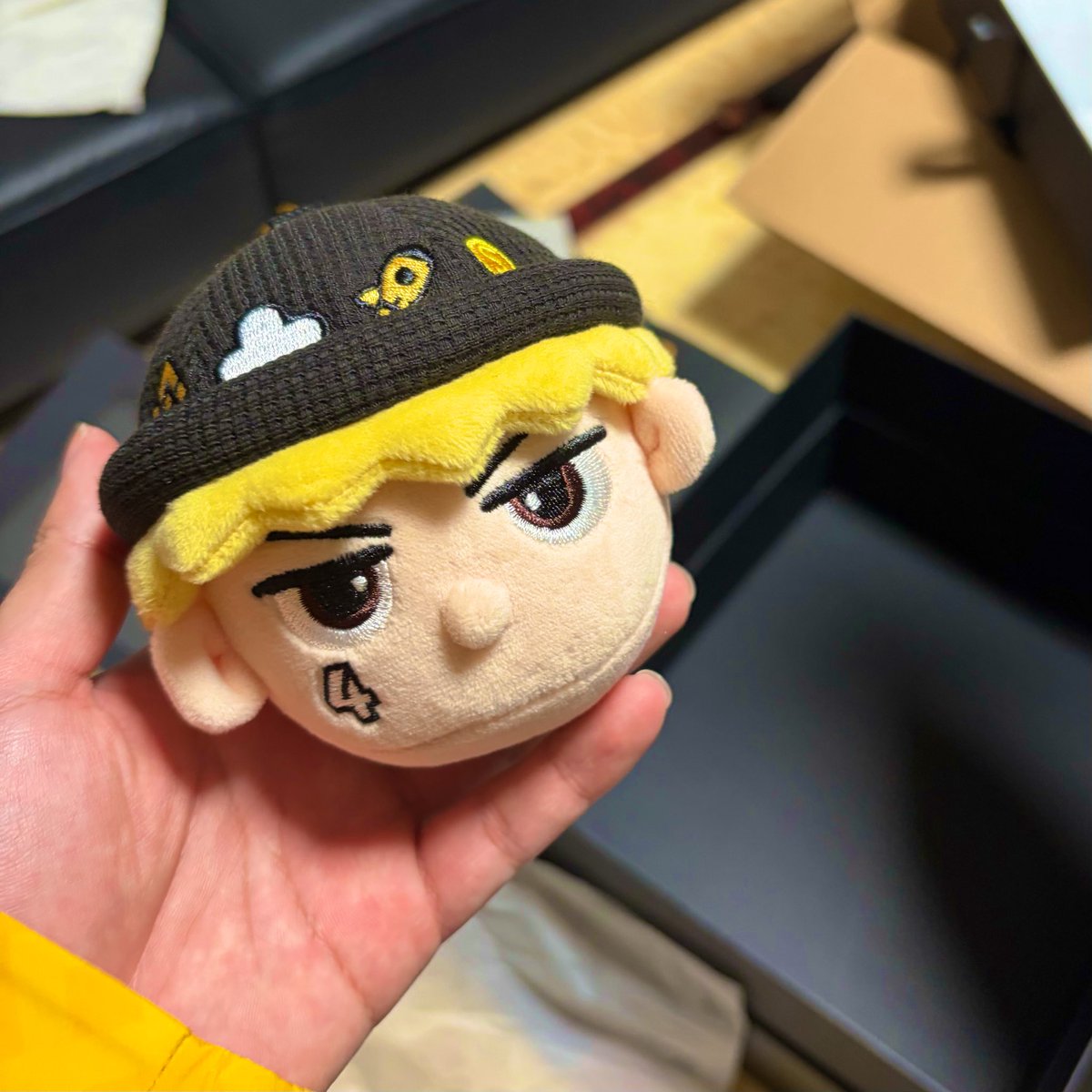 mantancoin's tweet image. 收到 @binancezh 寄出的中秋礼物了

打开一看居然有 $Palu 这个吉祥物在

感觉今年要发财咯