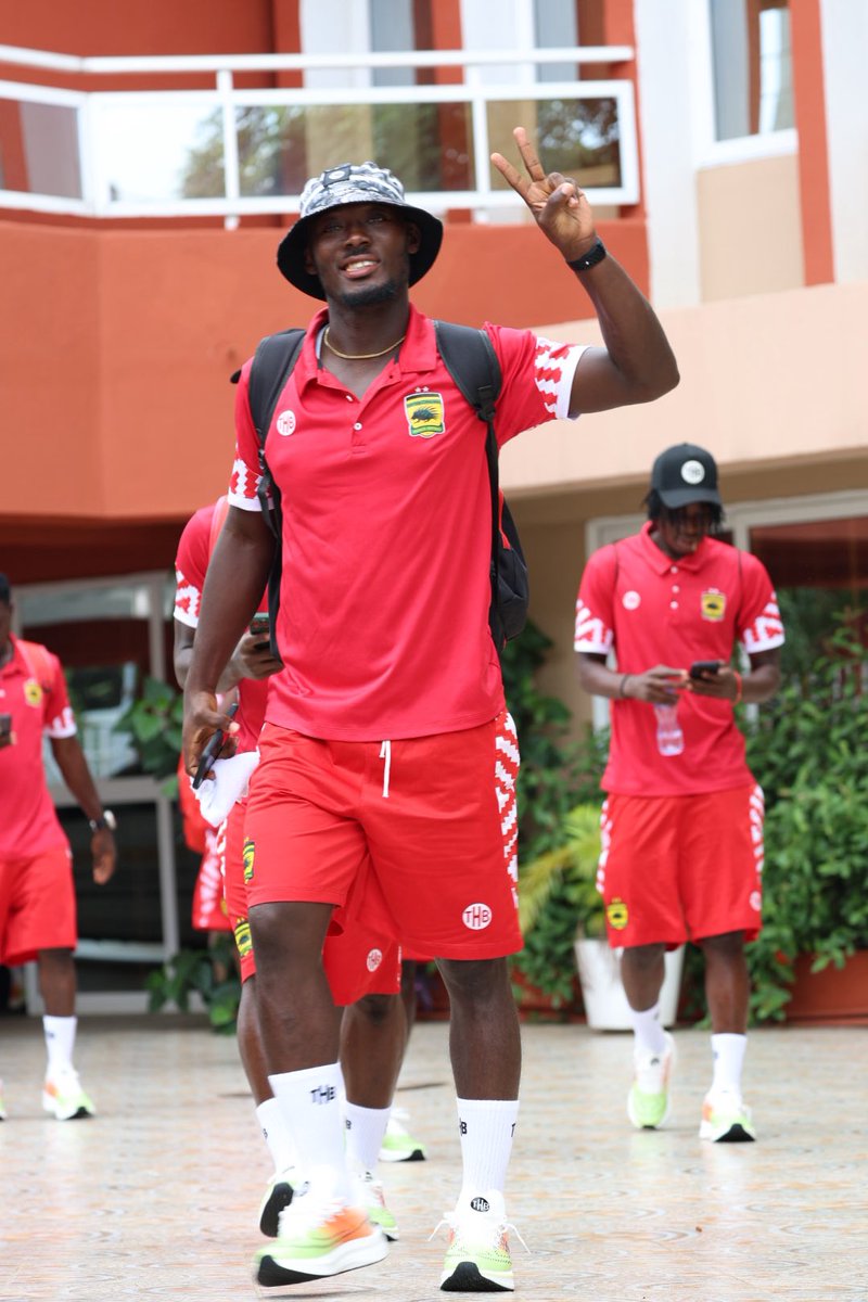AsanteKotoko_SC's tweet photo. Your Warriors Are Coming.

#KotokoWydad @thehopebrandGH https://t.co/ob8MkxDiVy