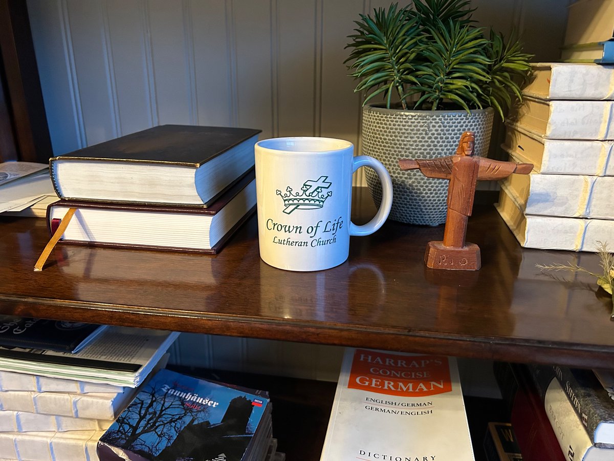 HeiligeBibel's tweet image. #MorningCoffee

Our former church in Michigan.  #LCMS #Lutheran