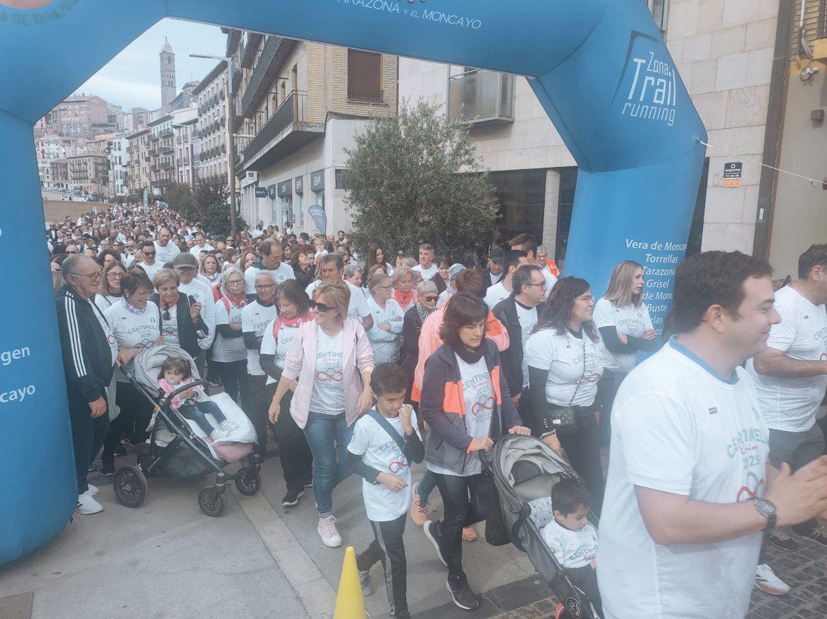 🎗️ Hoy, con motivo del Día Mundial contra el Cáncer de Mama, y en el marco del evento Centinela Running, Tarazona ha celebrado una marcha conmemorativa en la que miles de personas se han unido por una misma causa.

#DíaMundialContraElCáncerDeMama #Tarazona