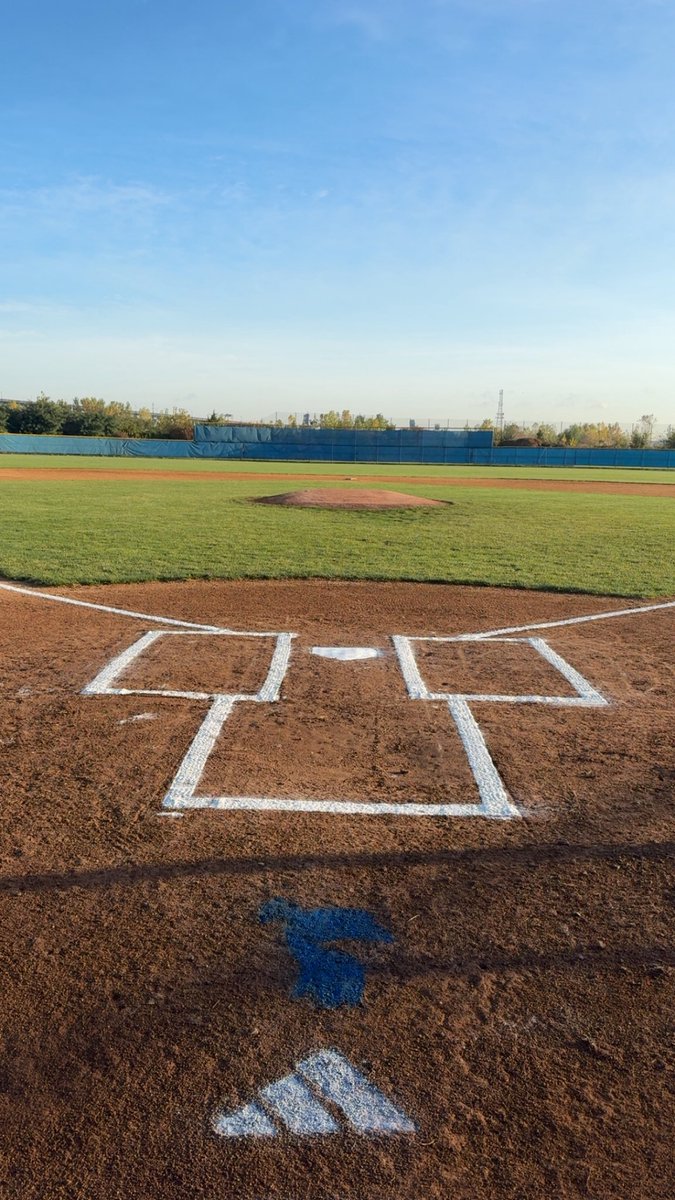Beautiful day for camp at the shack!
#strutup 🦚