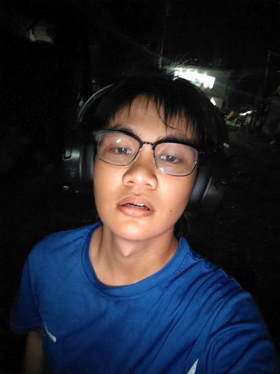 SaidShreen's tweet image. Okay 4. 5km in 30 mins for my first jog is bad. Need to fix my Cardio